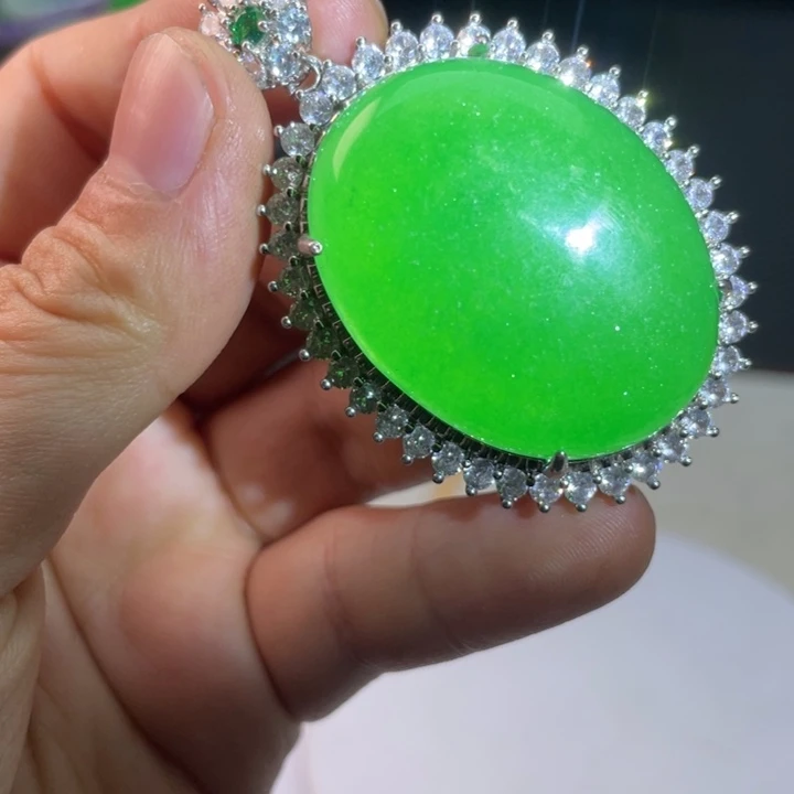 翡翠手链未镶嵌嗷嗷