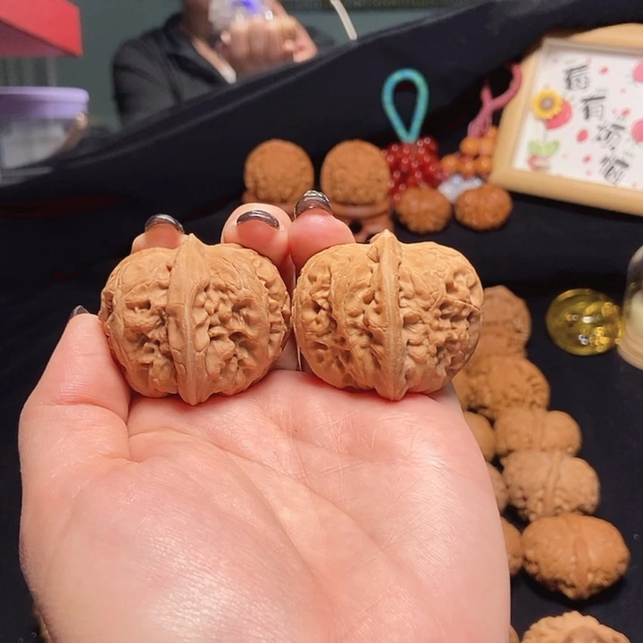 吊坠文玩核桃43元宝全品50克