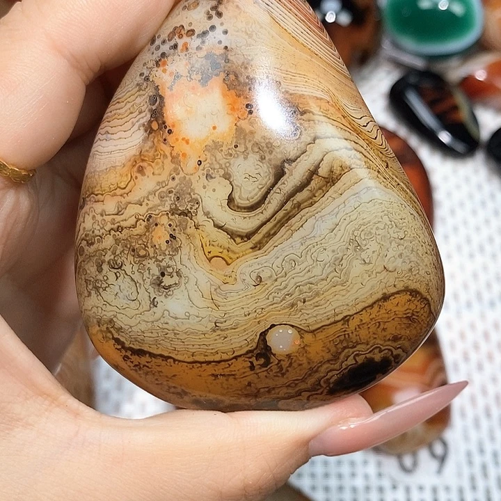 开***室玛瑙/玉髓挂件未镶嵌