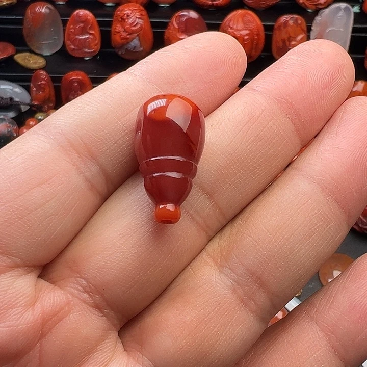 蝉***緌南红玛瑙未镶嵌珠子