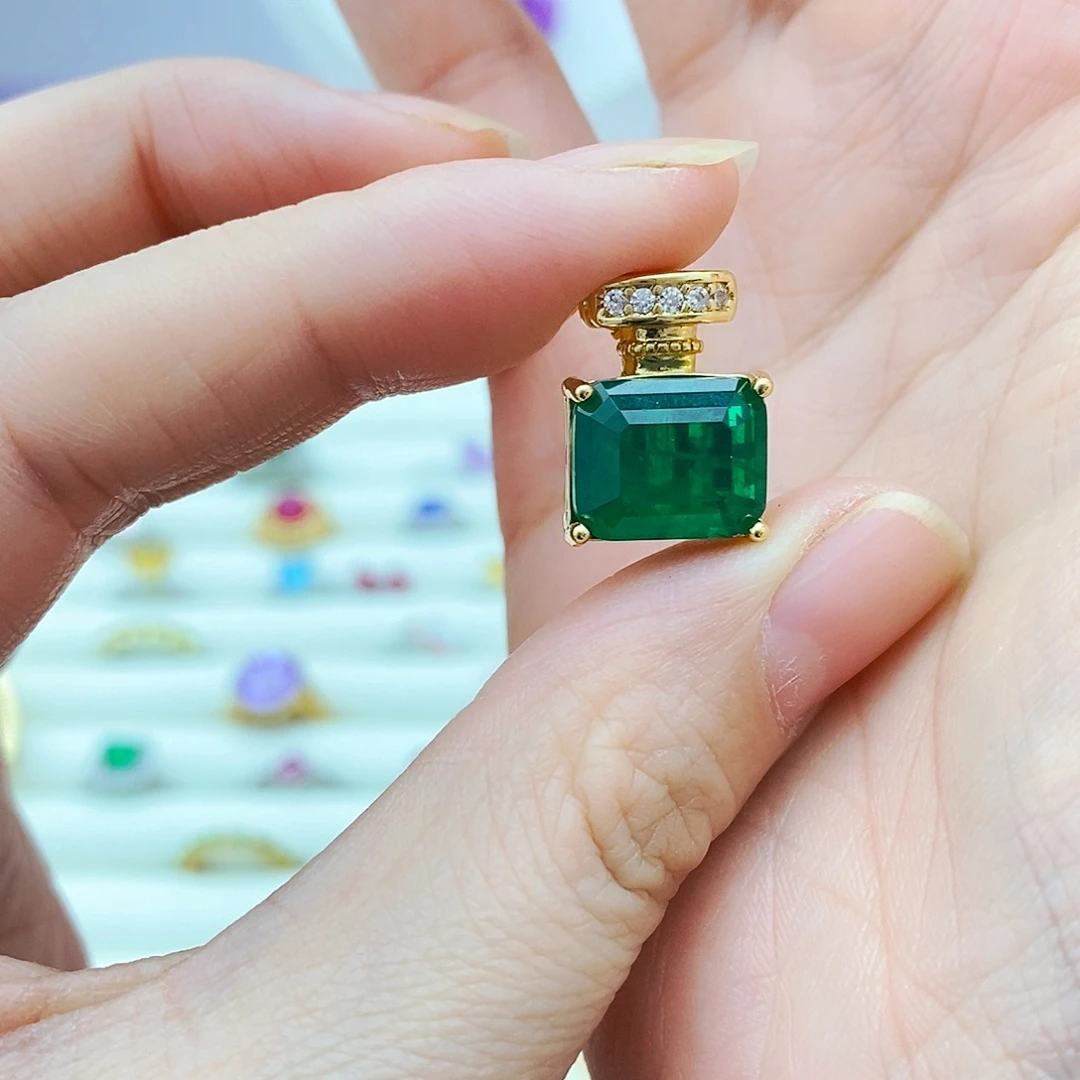 吊坠(赠链)未镶嵌祖母绿