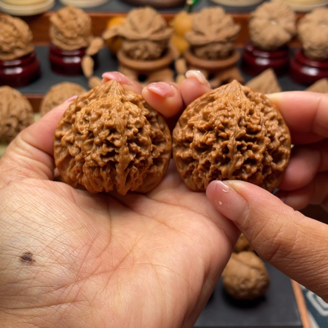 文玩核桃把件精品满天星45