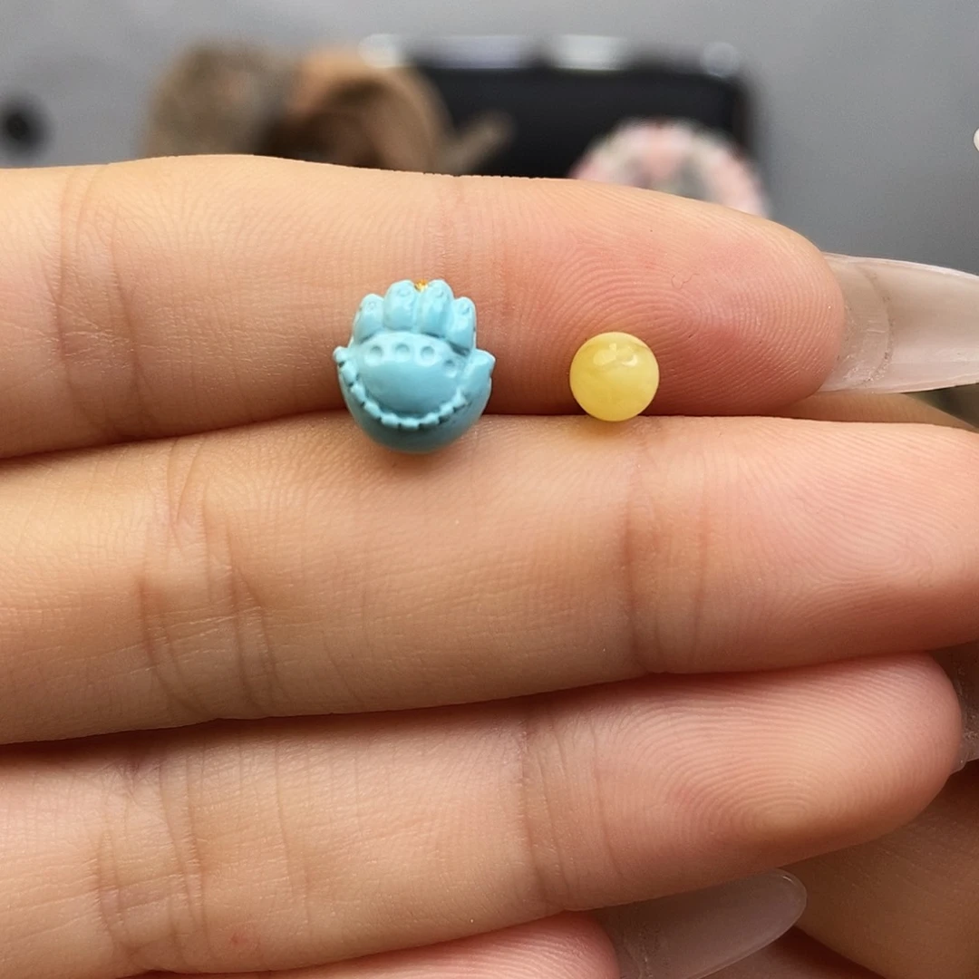 未镶嵌蜜蜡珠宝奇石