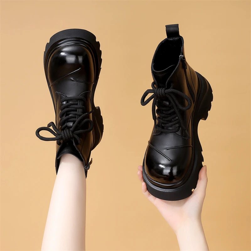 厚底黑色马丁靴女2025新款秋冬复古小个子增高7cm短靴英伦风靴子