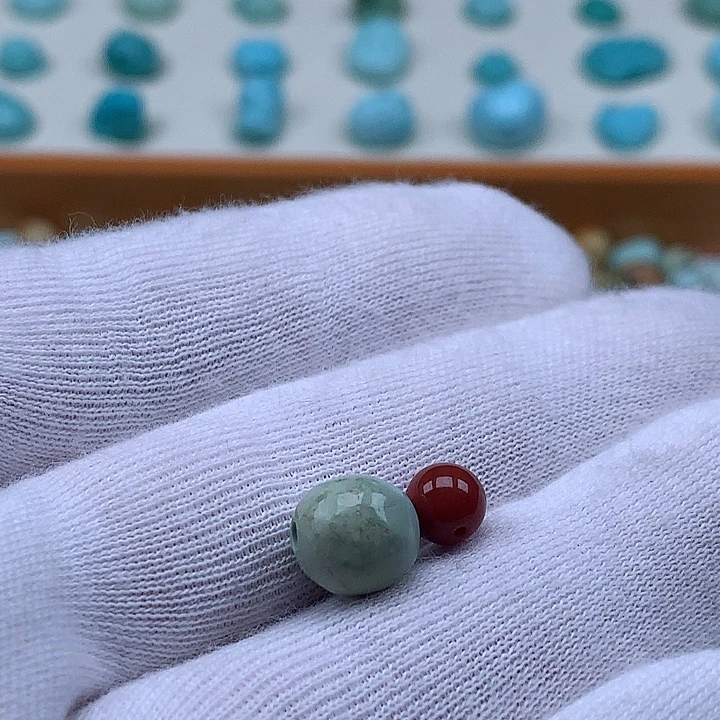 南红玛瑙未镶嵌珠宝奇石