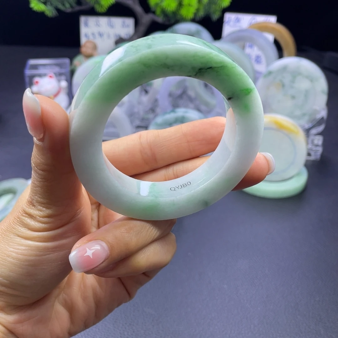 定制翡翠未镶嵌正