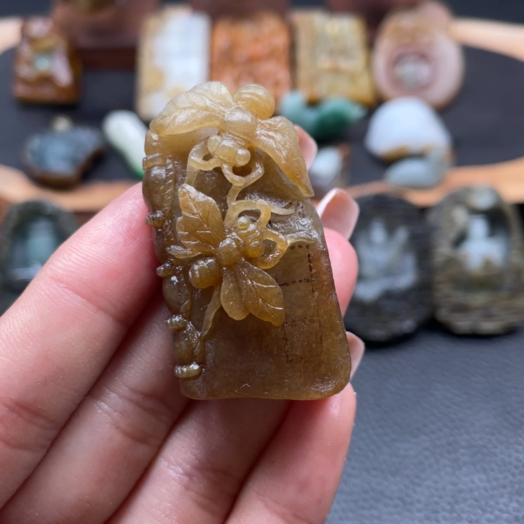 定制翡翠未镶嵌翡翠