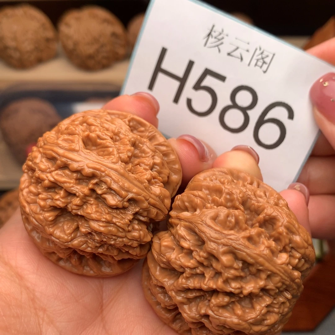 文玩核桃把件43全品大粗筋