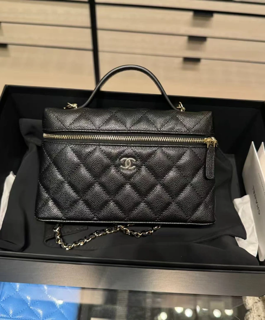 全新未使用 Chanel/香奈儿 黑金鱼子酱饭盒lp 芯片 13226982