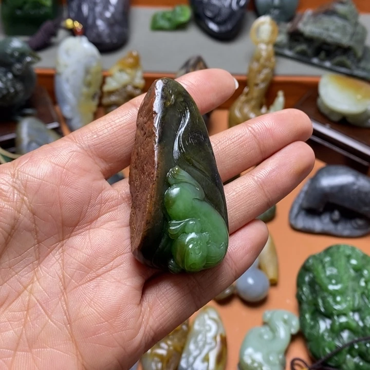 和田玉颈饰未镶嵌