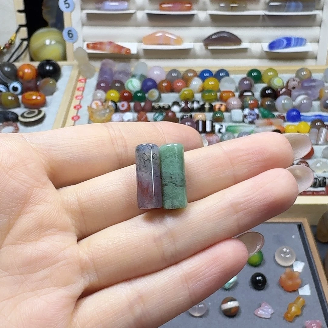 ****年玛瑙/玉髓未镶嵌天然玛瑙