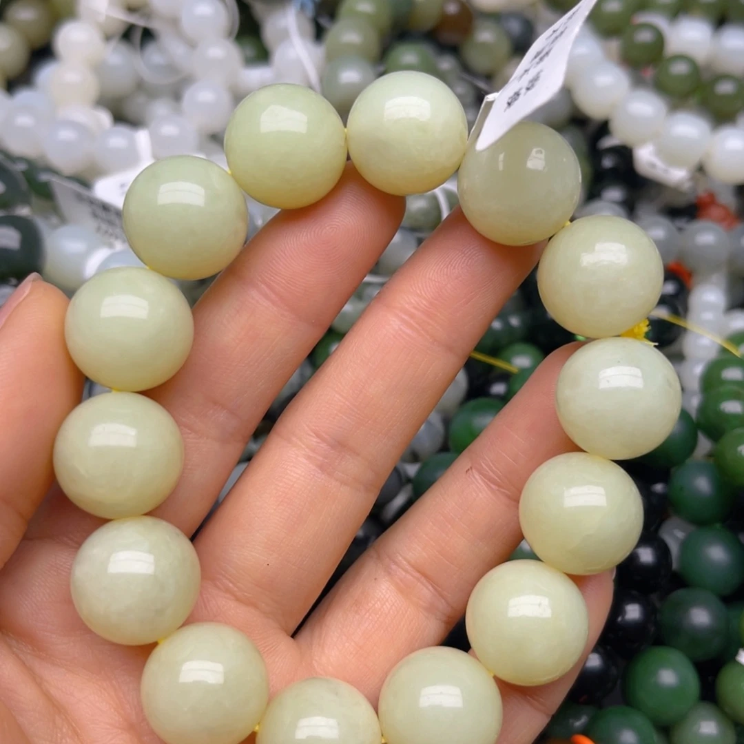 和田玉未镶嵌手链