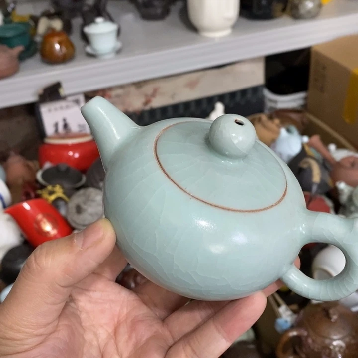 陶瓷艺术品及艺术壶