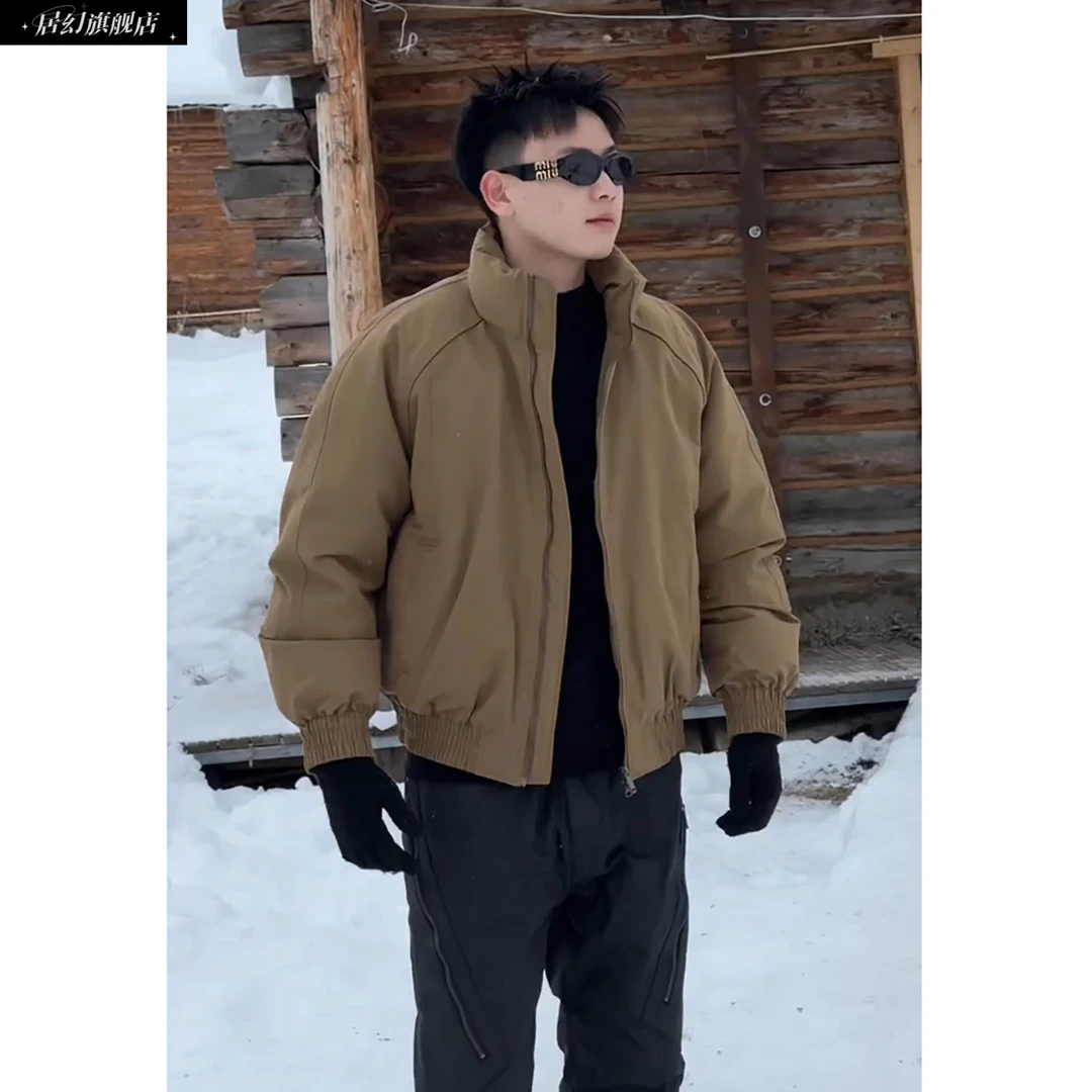居幻高级感痞帅卡其色短款飞行夹克羽绒服男冬季潮牌加厚保暖工装