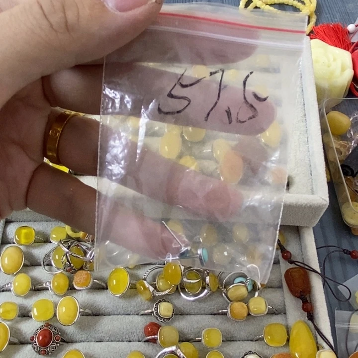 蜜蜡裸石银S925镶嵌耳钉