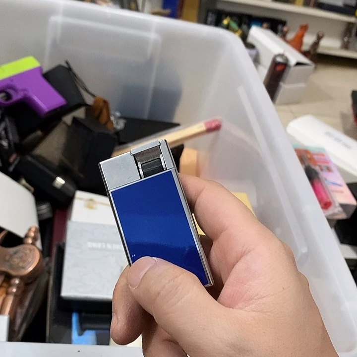 苦***丶充气打火机扁口火焰