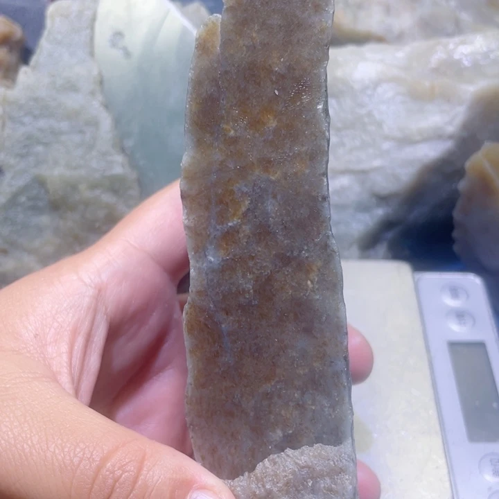 和田玉未镶嵌珠宝半成品