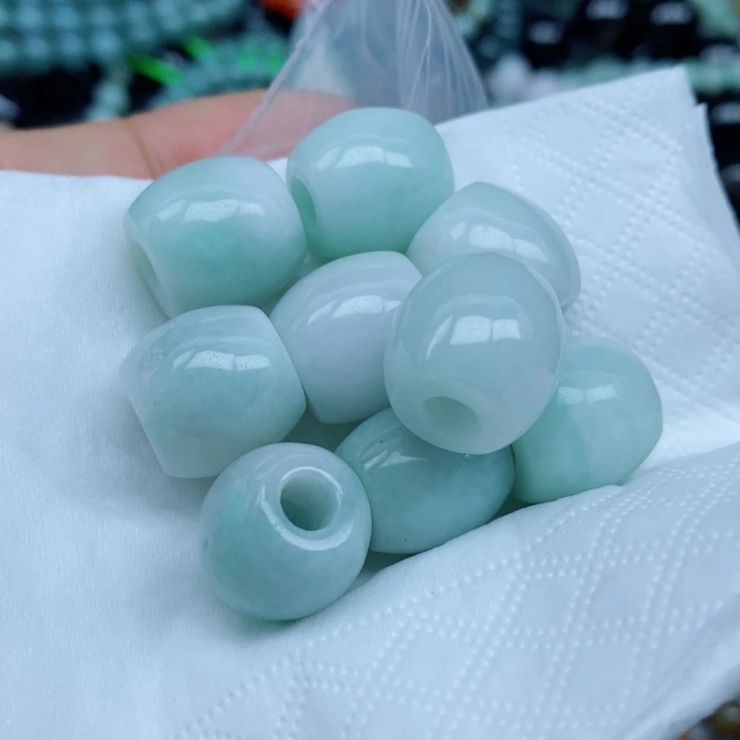 翡翠未镶嵌颈饰翡翠珠子