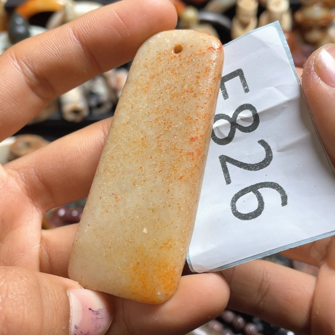 和田玉（糖玉）挂件未镶嵌