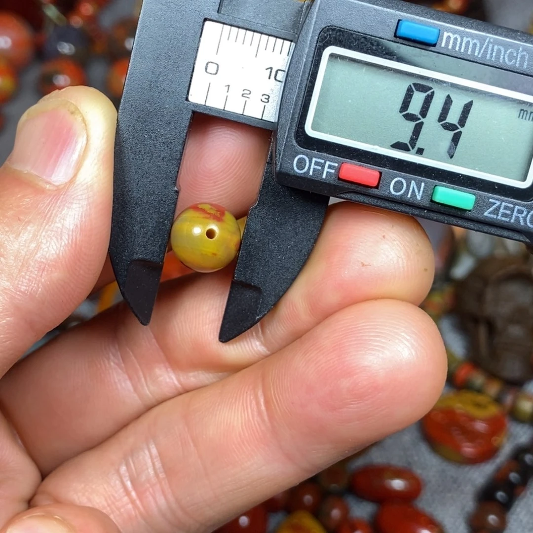 南红玛瑙珠子未镶嵌