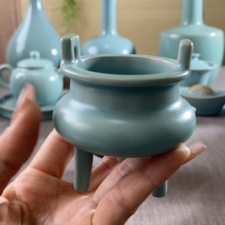 瓷片香炉一一一一一一一一一