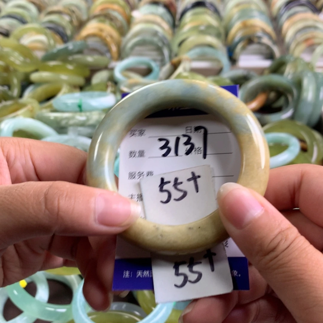 蛇纹石玉未镶嵌手镯3137
