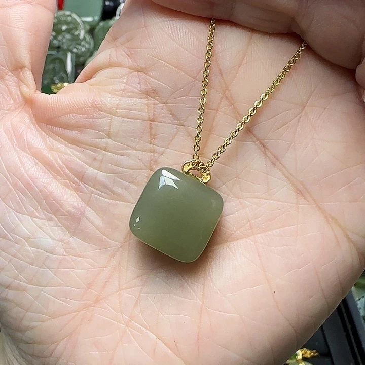 和田玉银S925镶嵌颈饰