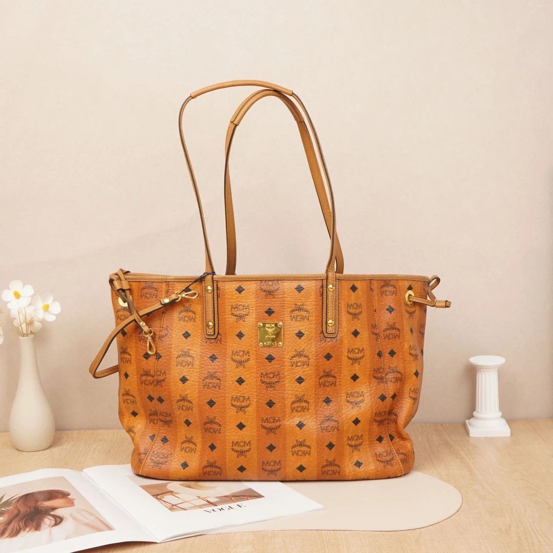 95新 MCM MCM托特包购物包干邑色/子袋/DS024898
