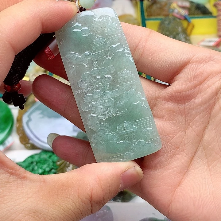 翡翠未镶嵌颈饰翡翠