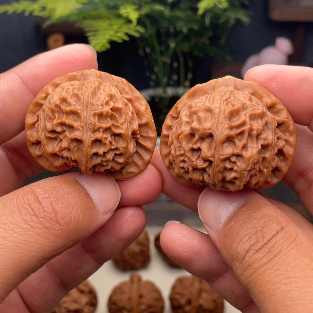 文玩核桃吊坠宫灯