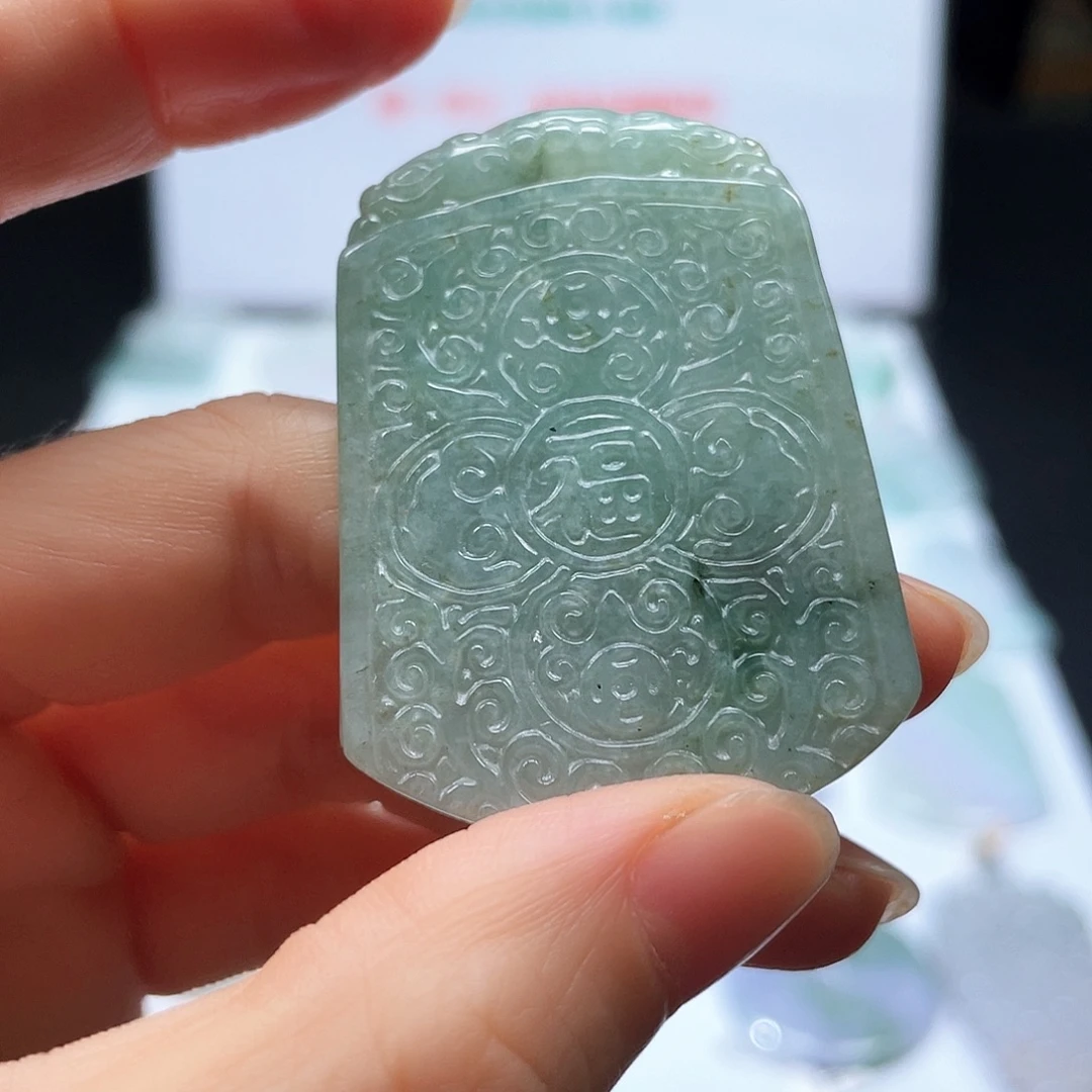 翡翠未镶嵌颈饰翡翠18