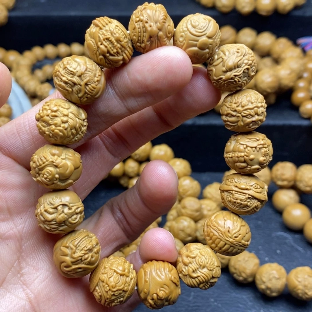 吊坠猴头核桃大满贯