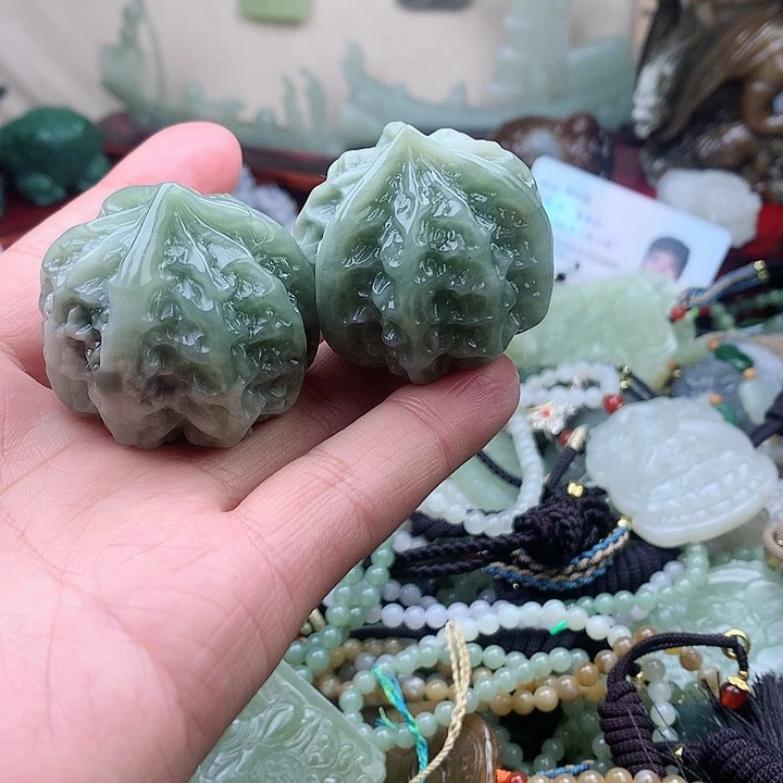 未镶嵌和田玉挂件