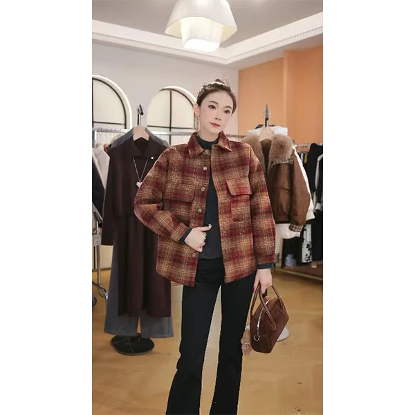 L9985 2025年秋冬新款时尚气质显白洋气显瘦短款上衣