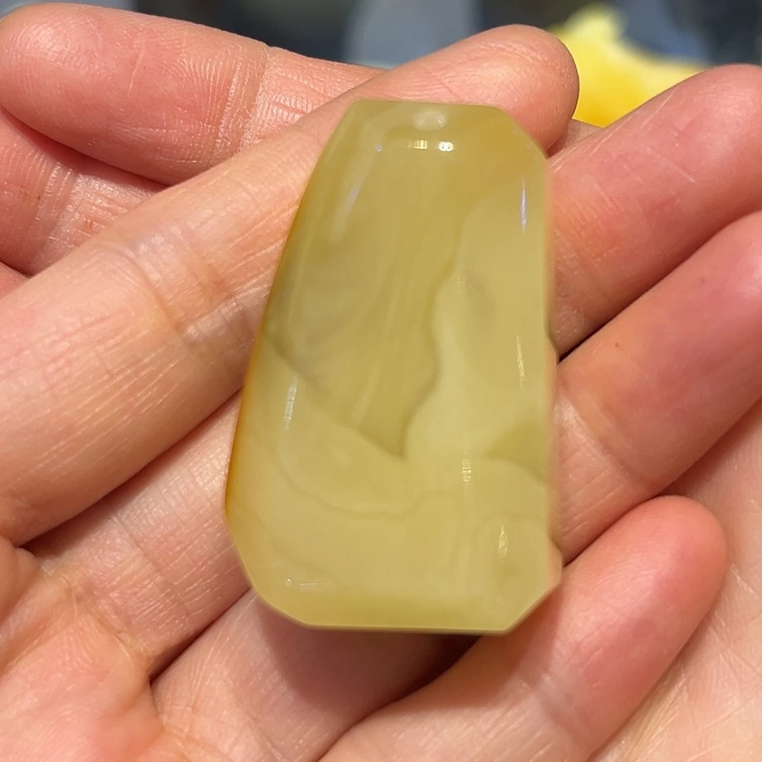 琥珀颈饰未镶嵌蜜蜡吊坠