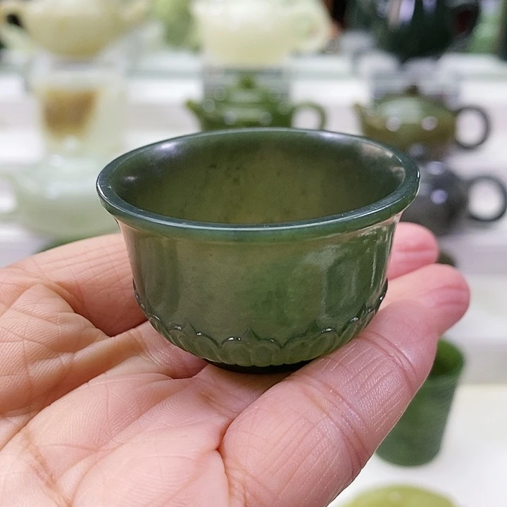 未镶嵌和田玉挂件茶杯30m l