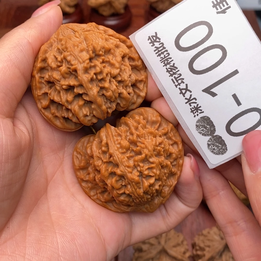 文玩核桃把件45满天星