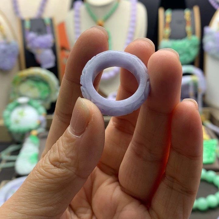 翡翠吊坠(不含链)未镶嵌郑****讯翡翠戒指