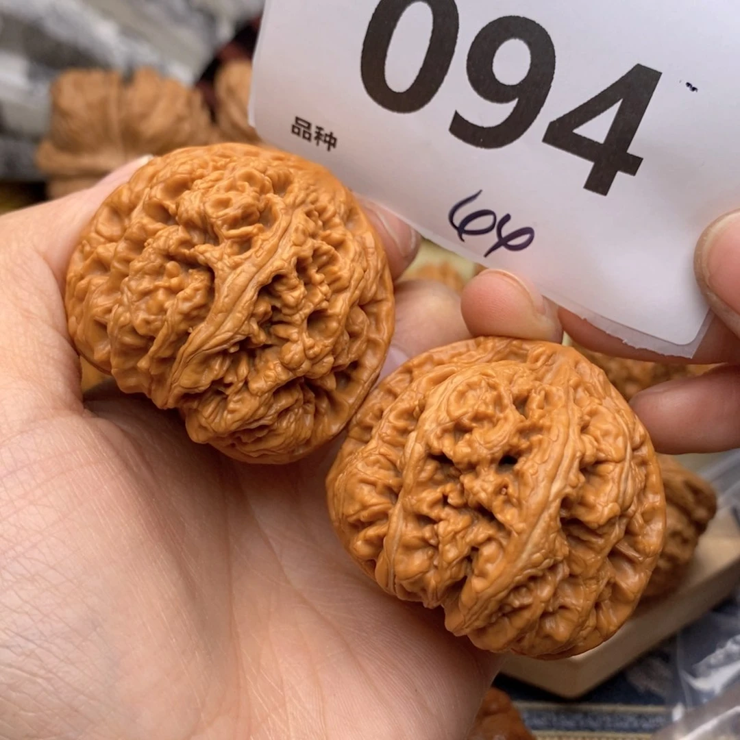 文玩核桃吊坠094高44粗筋