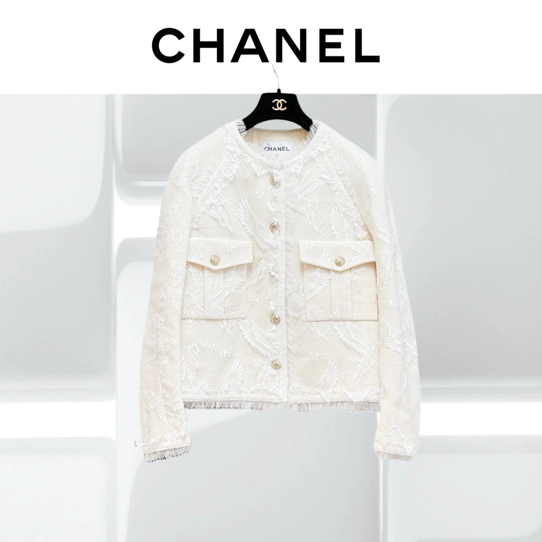 99新 Chanel/香奈儿 36码20K米白色飞马蕾丝双口袋外套