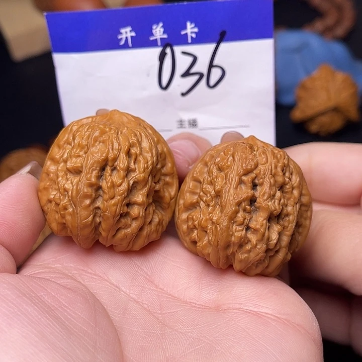 文玩核桃把件文玩核桃平谷凹底全品37n