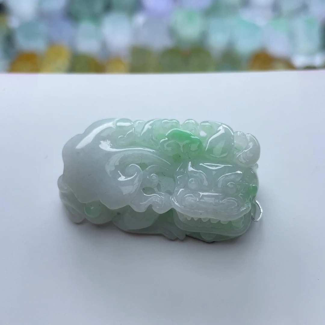 翡翠颈饰未镶嵌貔貅