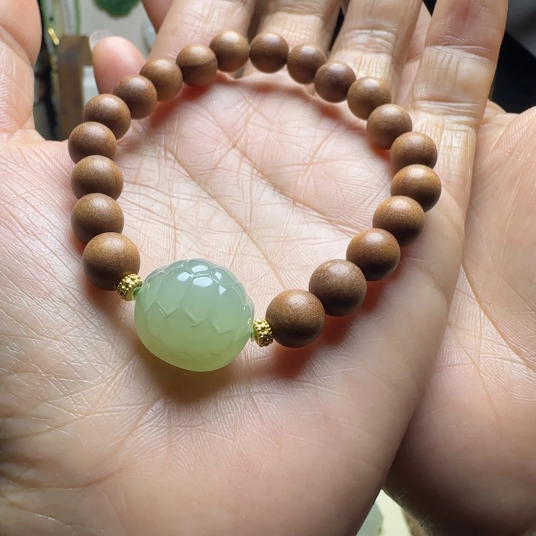 和田玉未镶嵌手串
