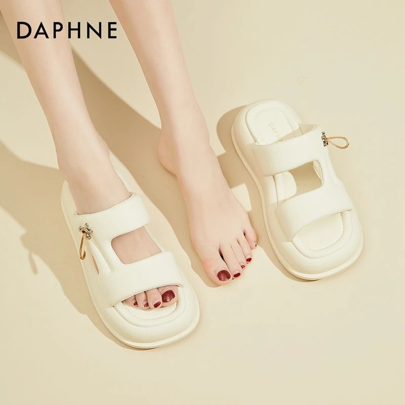 达芙妮女式时尚休闲百搭夏季外穿防滑厚底舒适软底露趾圆头凉拖鞋