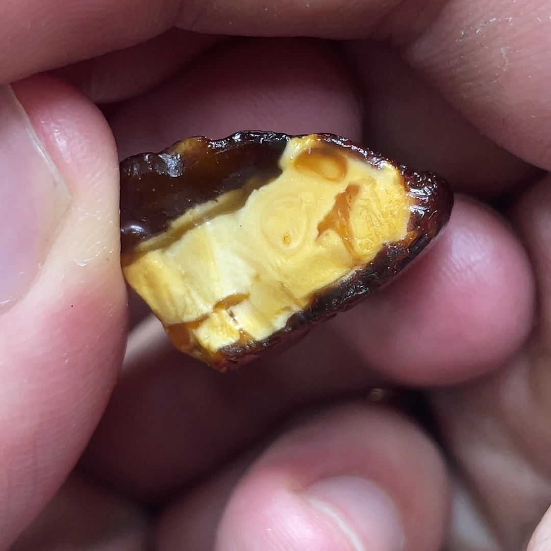 定制琥珀未镶嵌定制