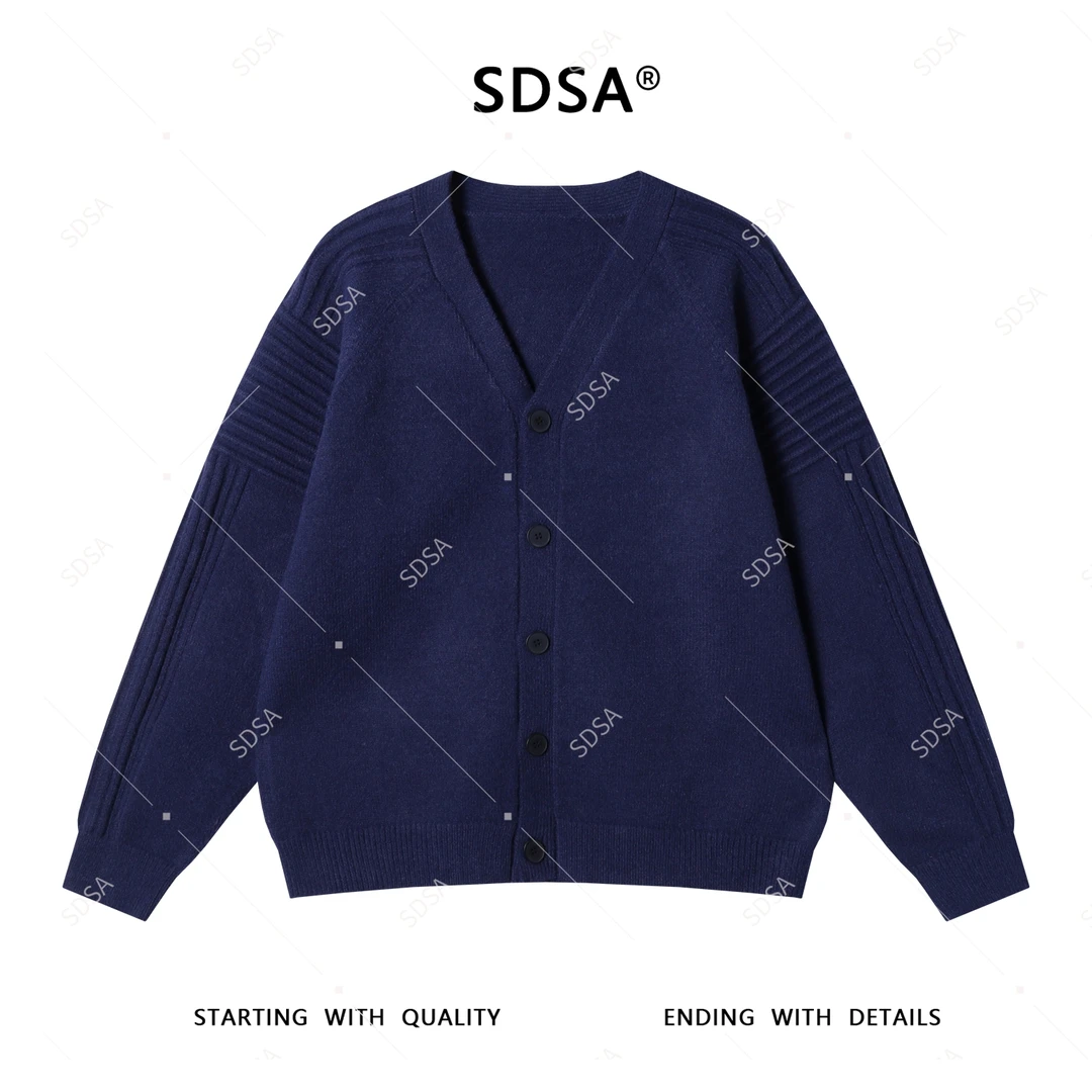 DSA男士2025新款轻奢痞帅男装袖子条纹设计V领纽扣开衫针织毛衣