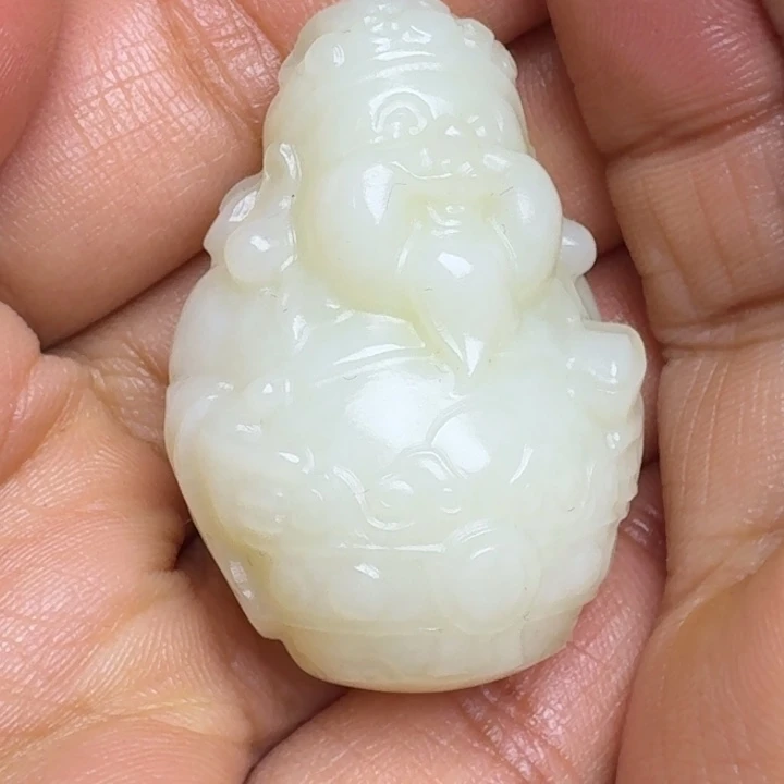 和田玉（糖玉）未镶嵌挂件