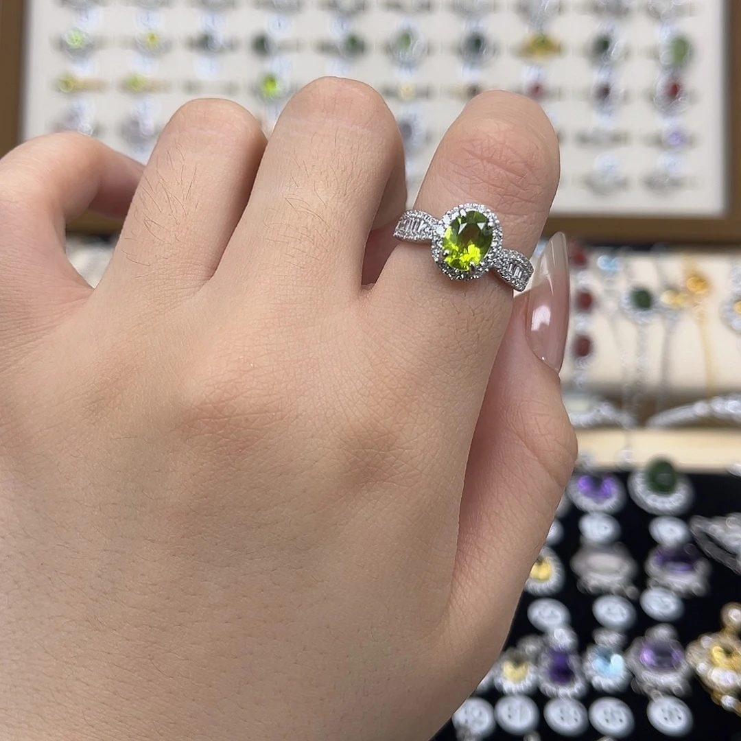 戒指橄榄石银S925镶嵌