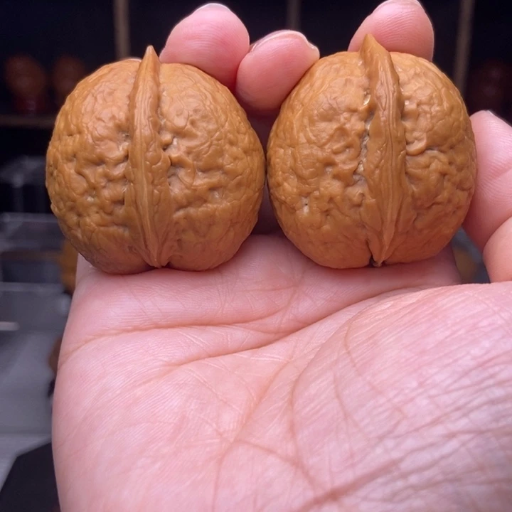 文玩核桃吊坠41粗筋大屁桃