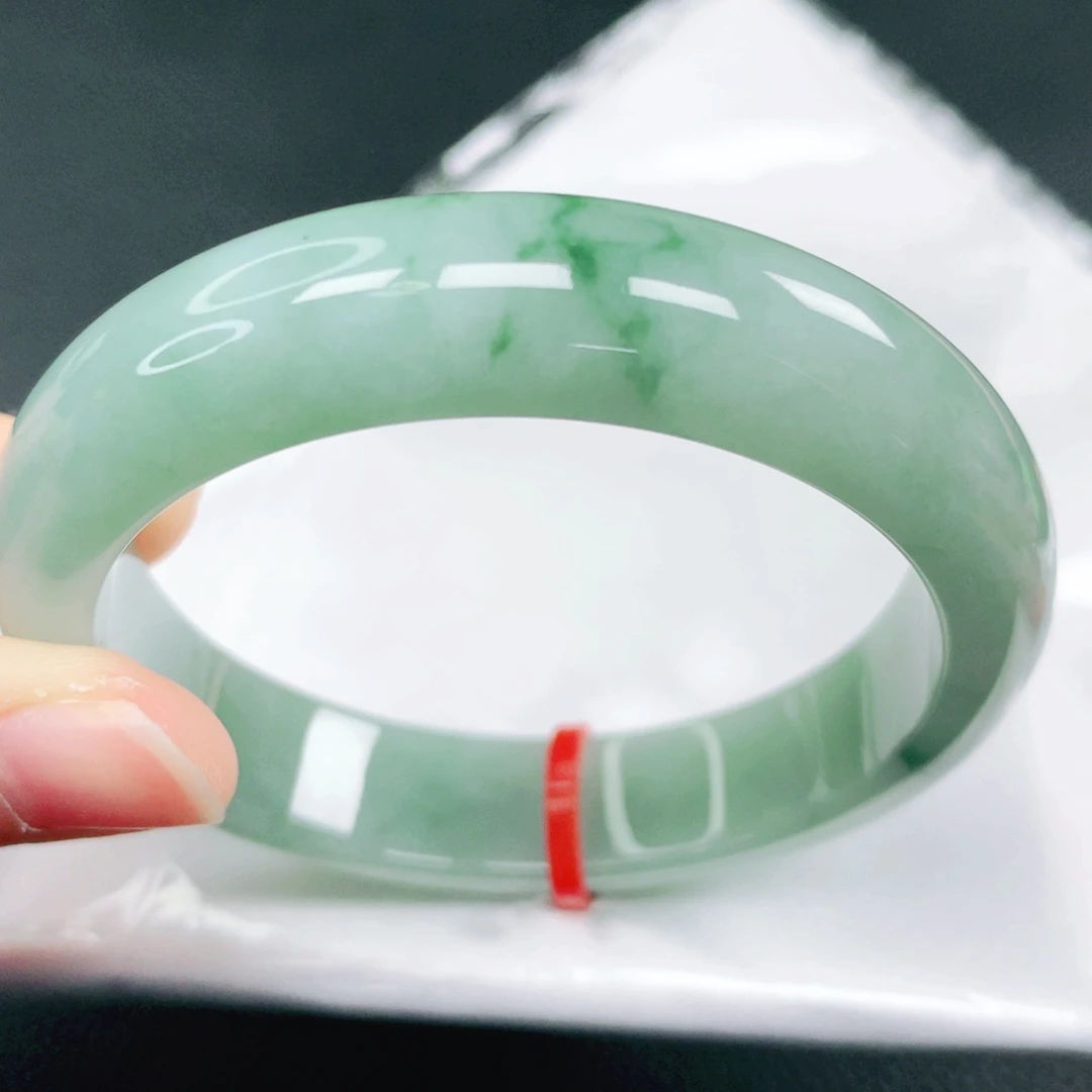 翡翠未镶嵌手镯53圈